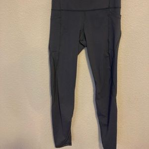 Grey old navy active elevate leggings size medium